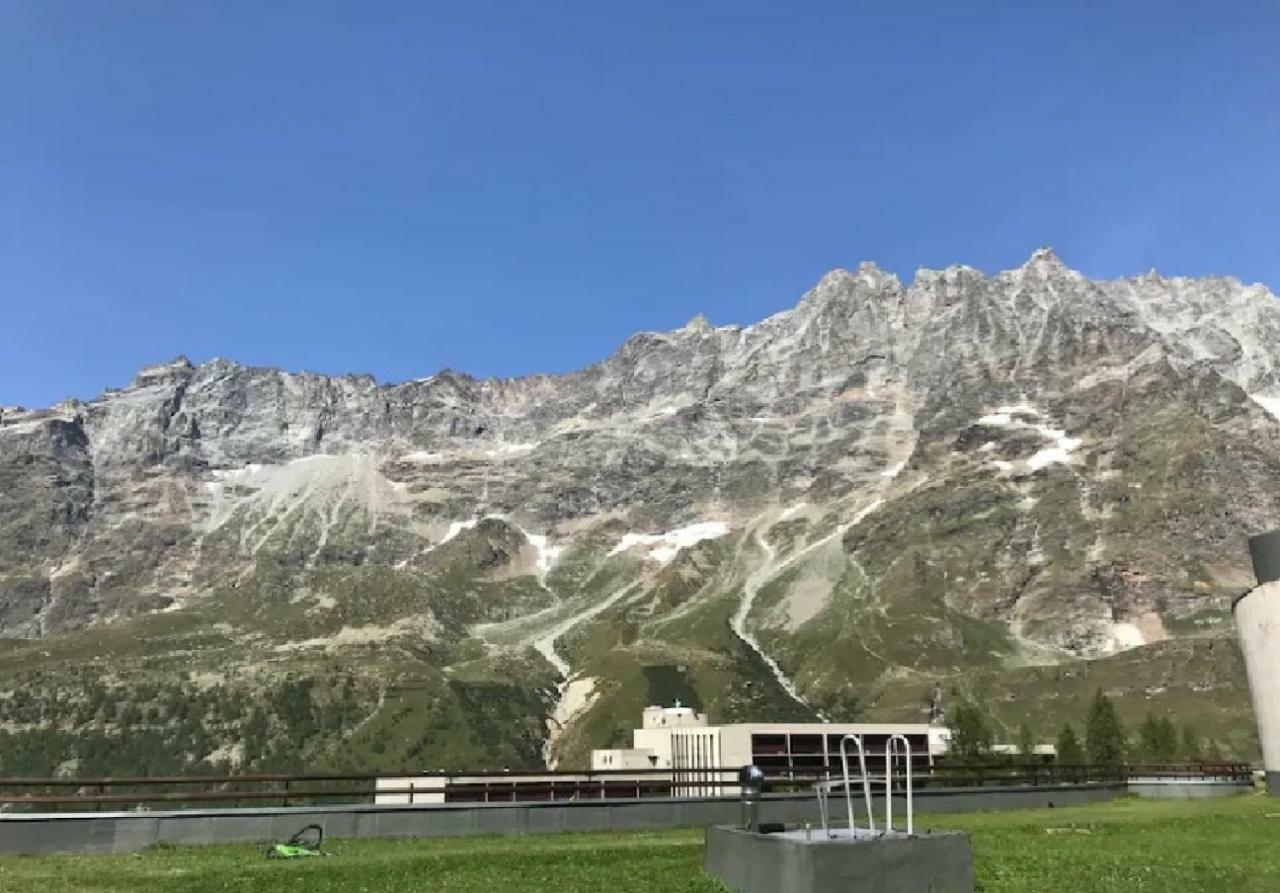 Cervinia Ski In Ski Out - Studio On The Slopes Breuil-Cervinia Exterior foto